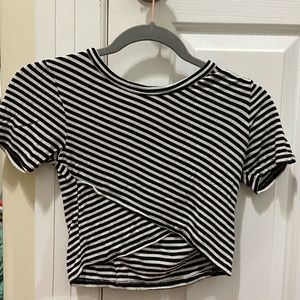 Simons crop top